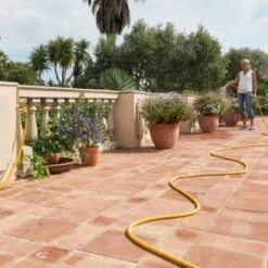 B&M Hozelock Superhoze 30m -Green Joy Store 338032 hozelock 30m expanding superhoze 3